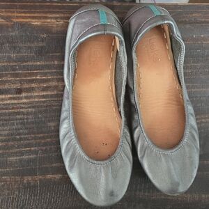 Tieks pewter flats